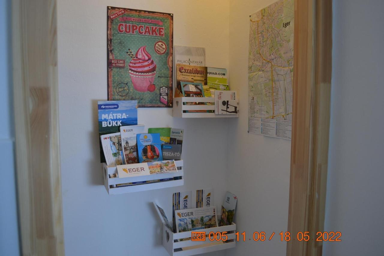 Sziget Apartman Έγκερ Εξωτερικό φωτογραφία