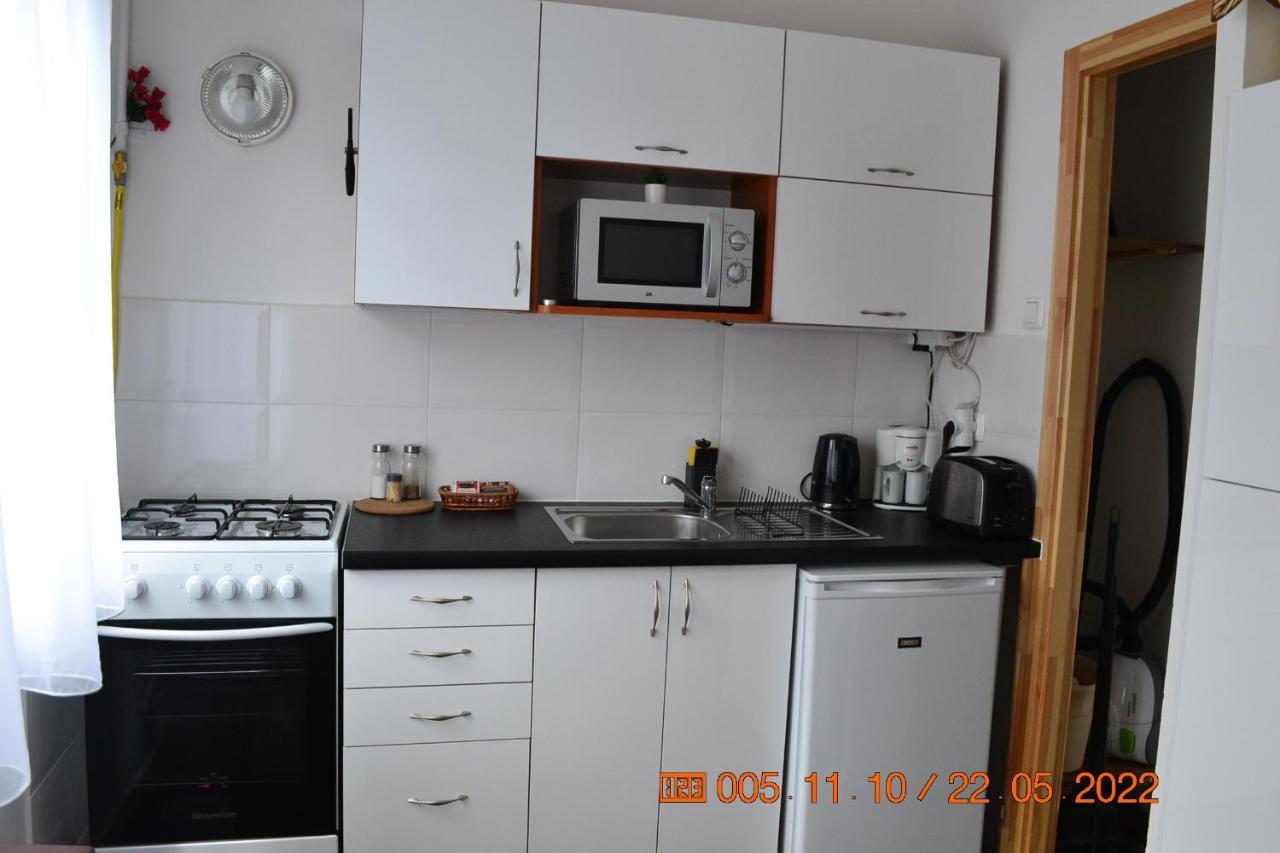 Sziget Apartman Έγκερ Εξωτερικό φωτογραφία